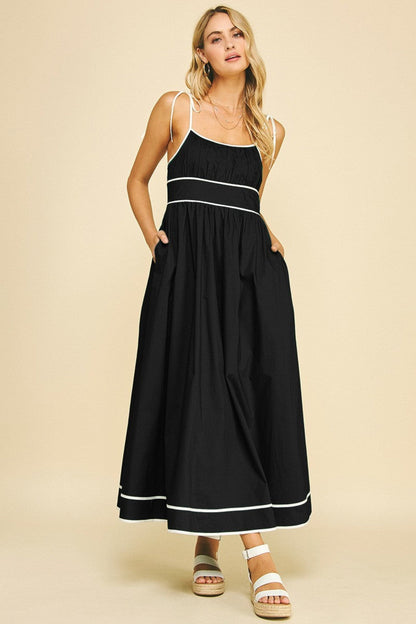 LAURA CONTRAST MAXI DRESS