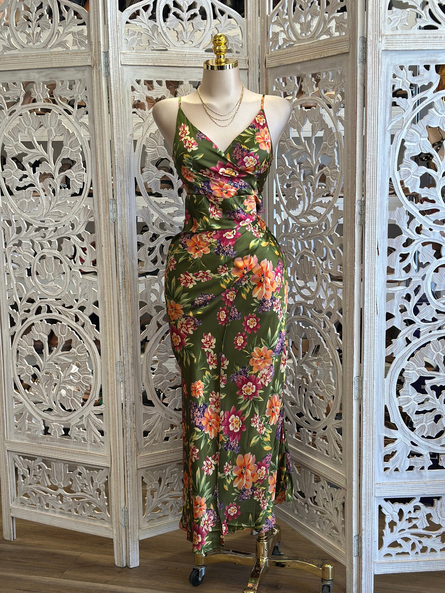 Olive Floral Maxi Dress - No Estira, Not Stretchy