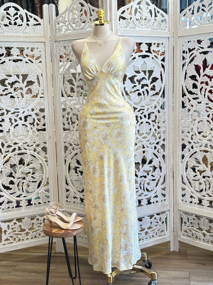Soft Yellow Midi Floral Dress- No Estira, Not Stretchy