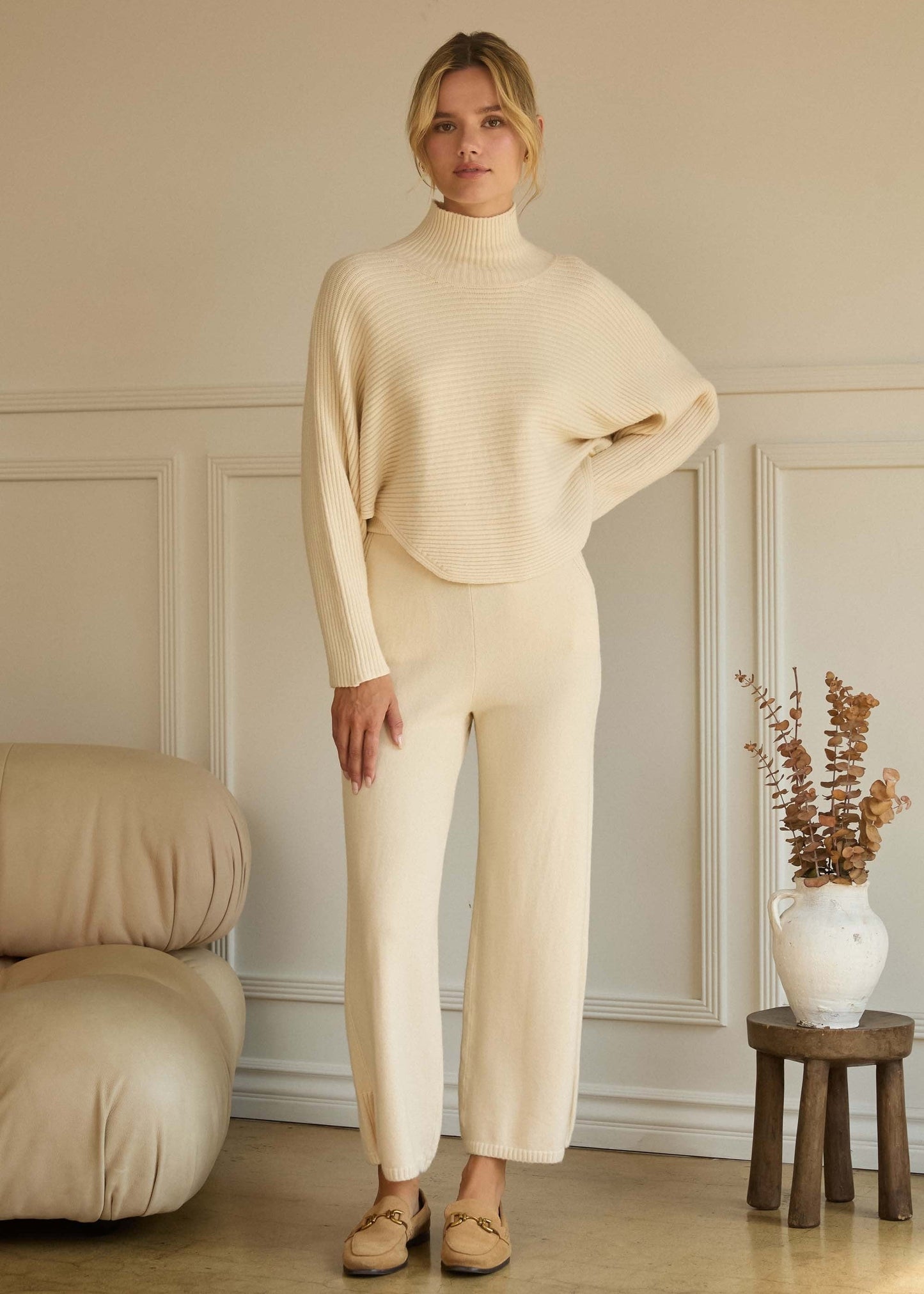 LUCY STRAIGHT KNIT PANTS