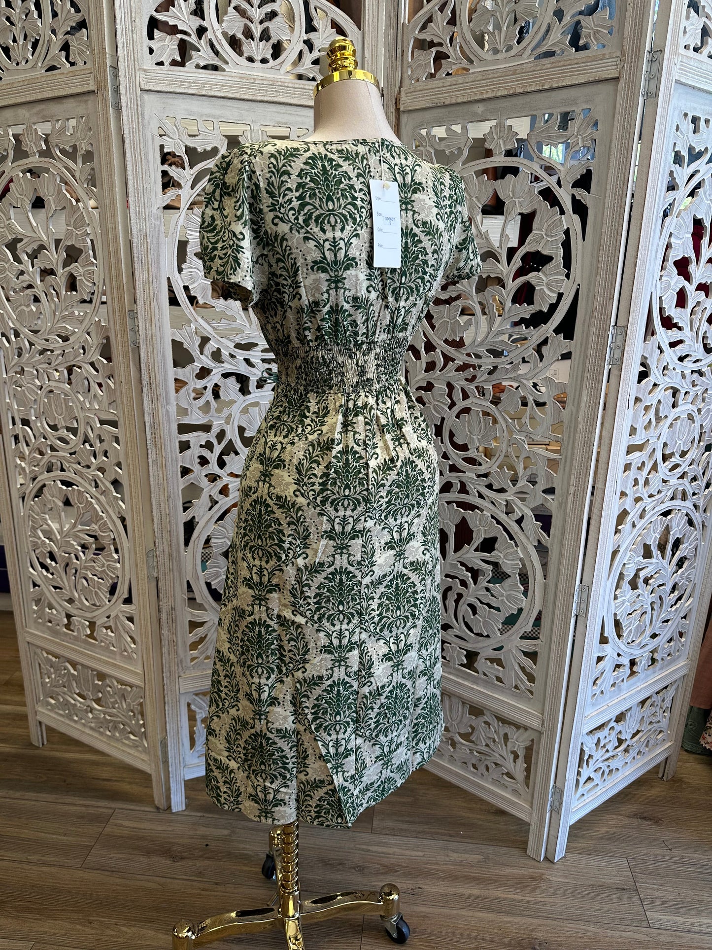 Green Pattern Midi Dress- Slightly Stretchy, Estira Poco