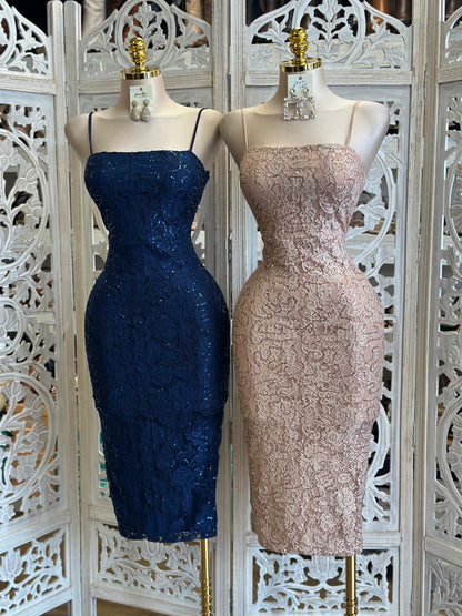 Sequin Lace Midi Dress- Stretchy ,Estira muy poco