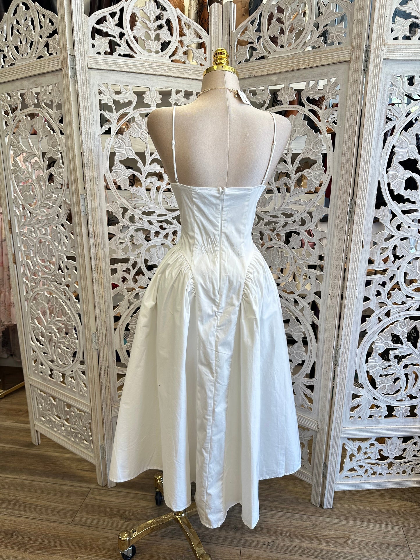 Triangle Neck White Midi Dress- Not Stretchy, No Estira