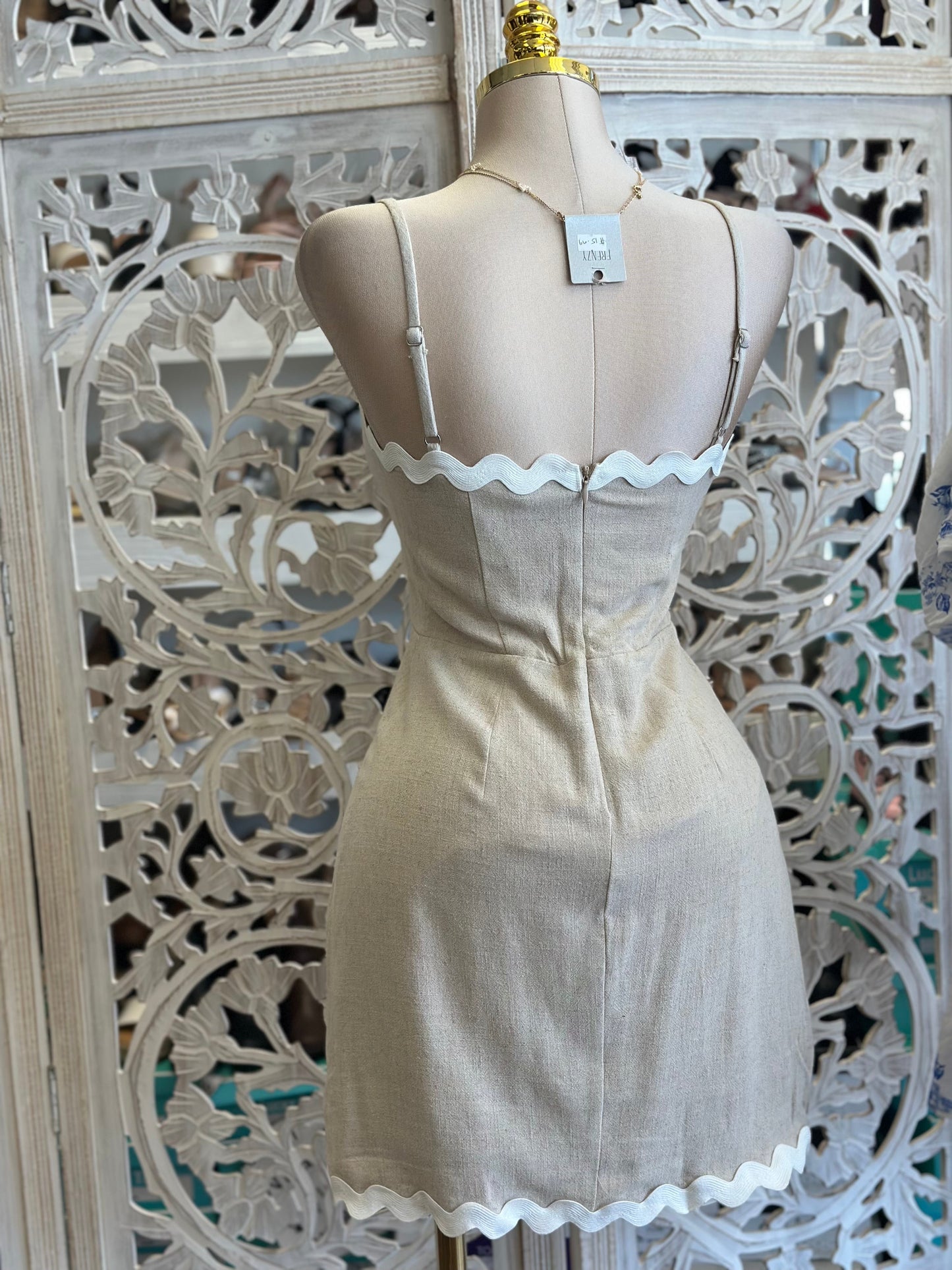 Squiggle Line Beige Mini Dress- Not Stretchy, No Estira