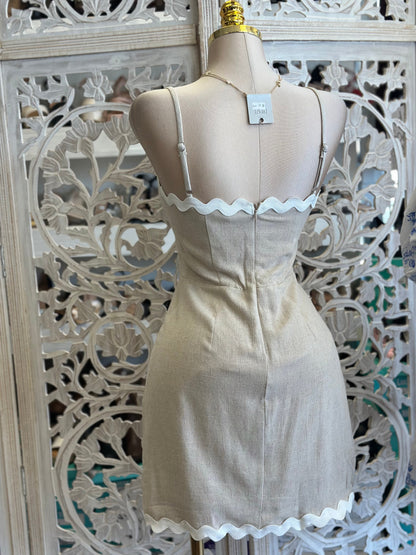 Squiggle Line Beige Mini Dress- Not Stretchy, No Estira