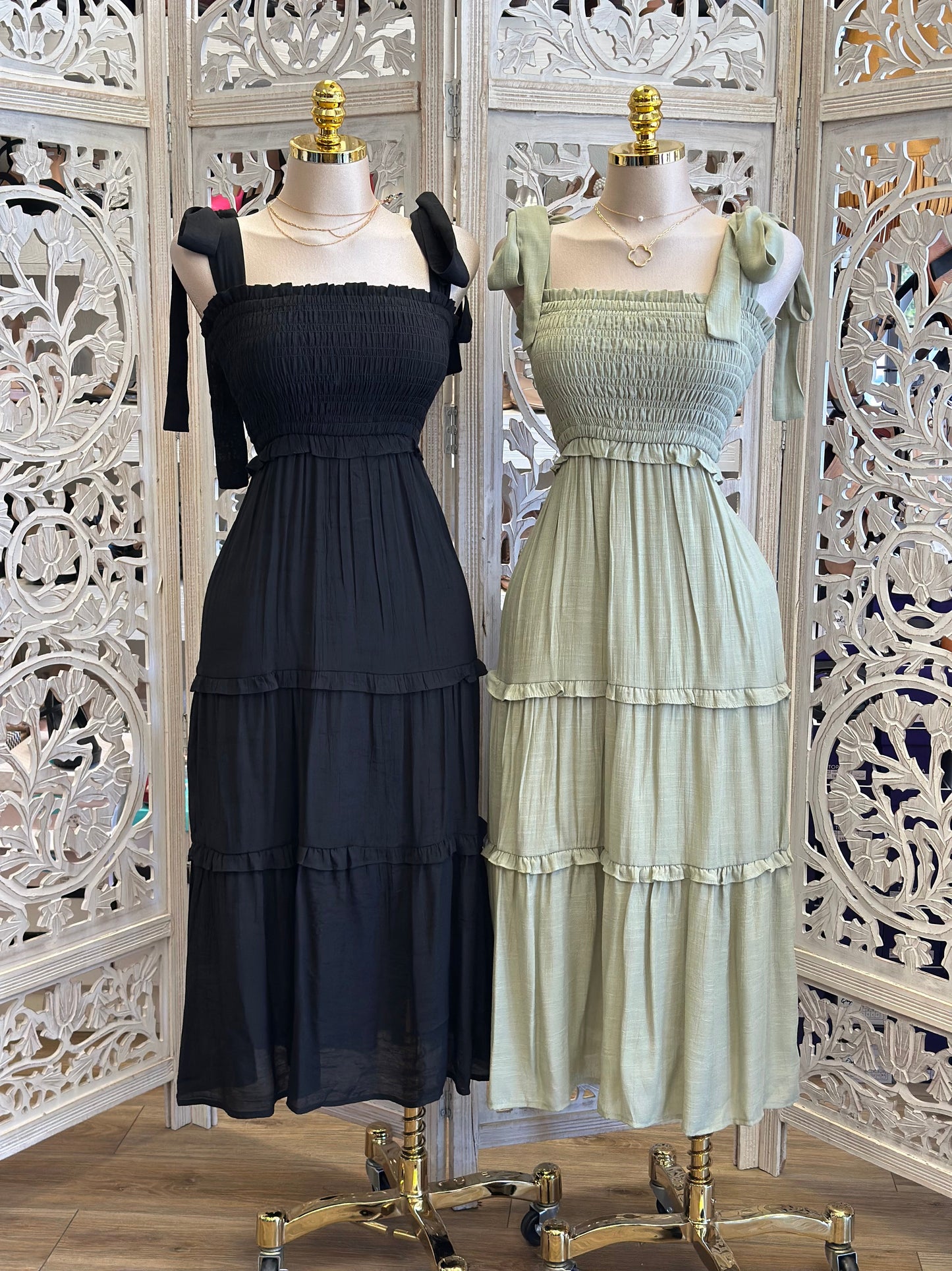 Tiered Ribbon Sleeve Dress - Estira, Stretchy
