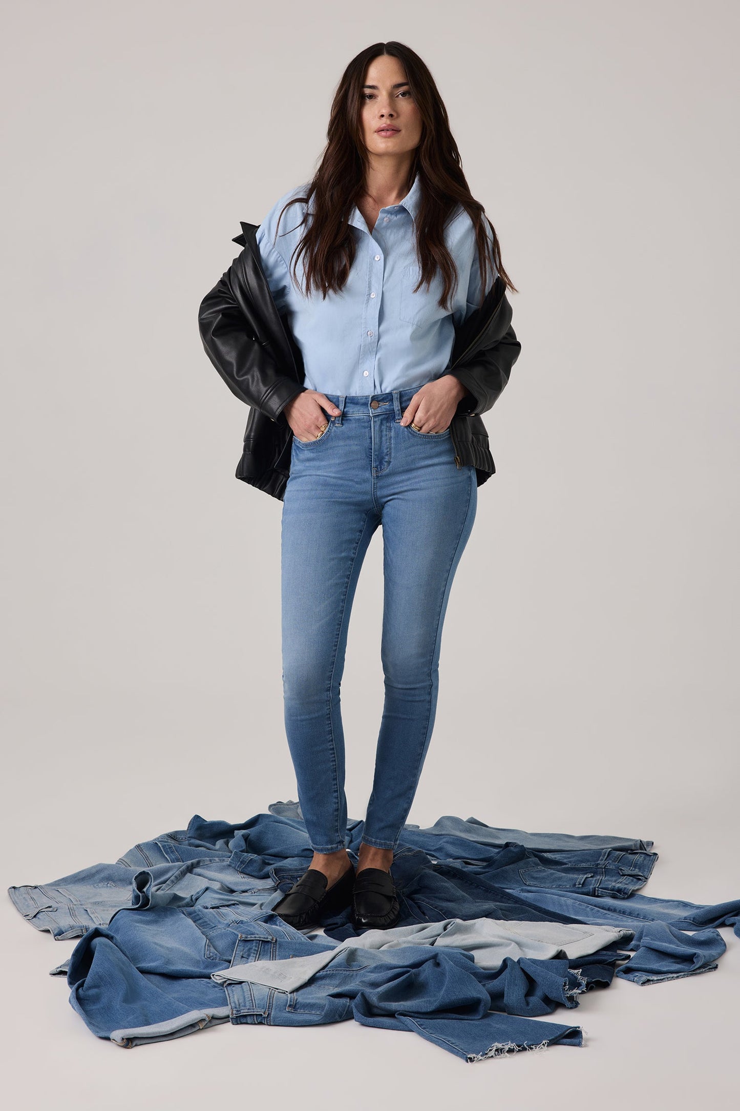 Ami Skinny Jeans - Vista Lakes