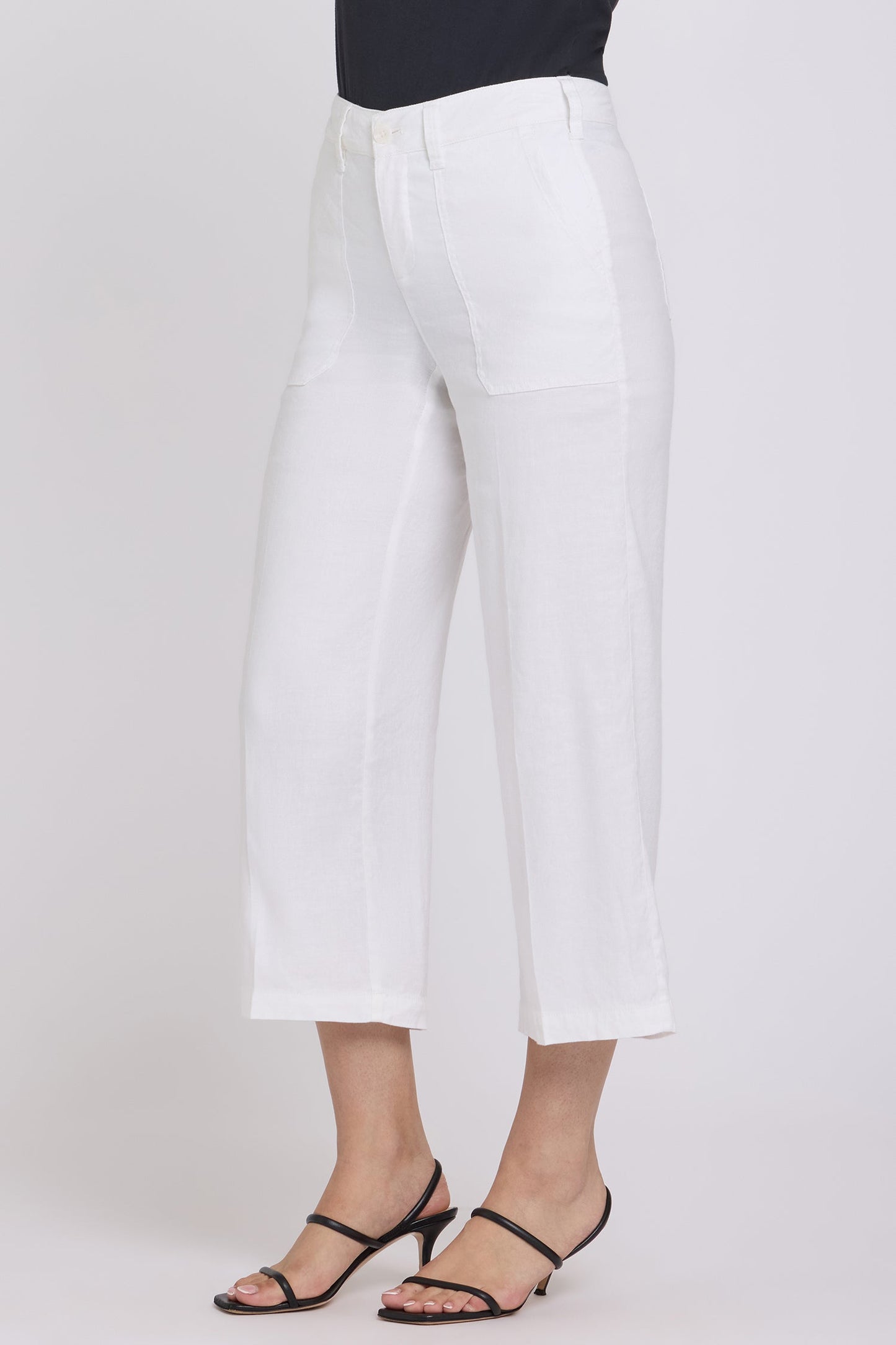 Wide Leg Cargo Capri Pants - Optic White
