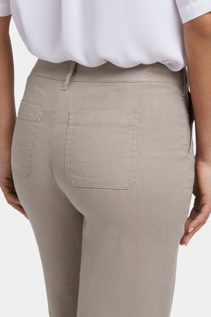 Wide Leg Cargo Capri Pants - Saddlewood
