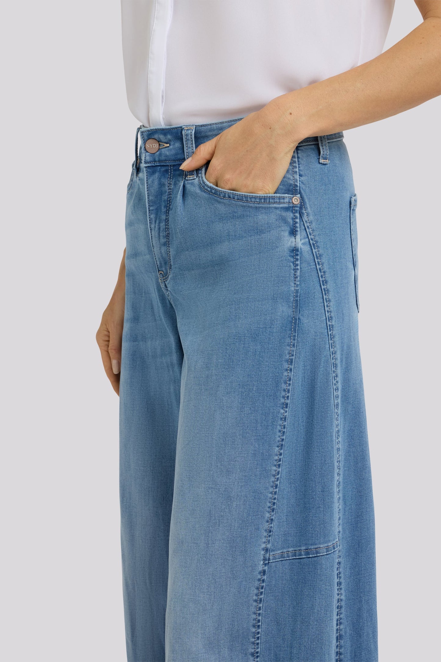 Nova Super Wide Leg Jeans - Vista Lakes
