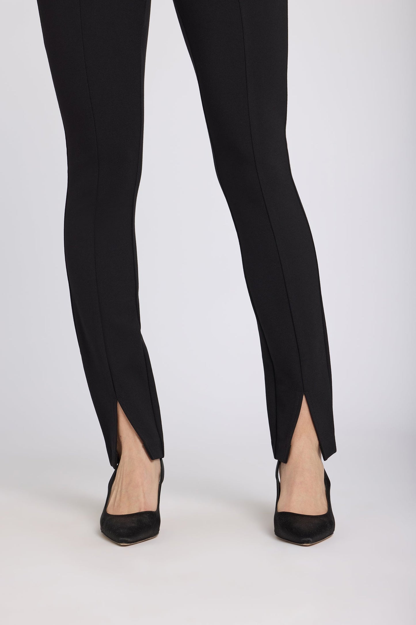 Zelda Pull-On Pants - Black