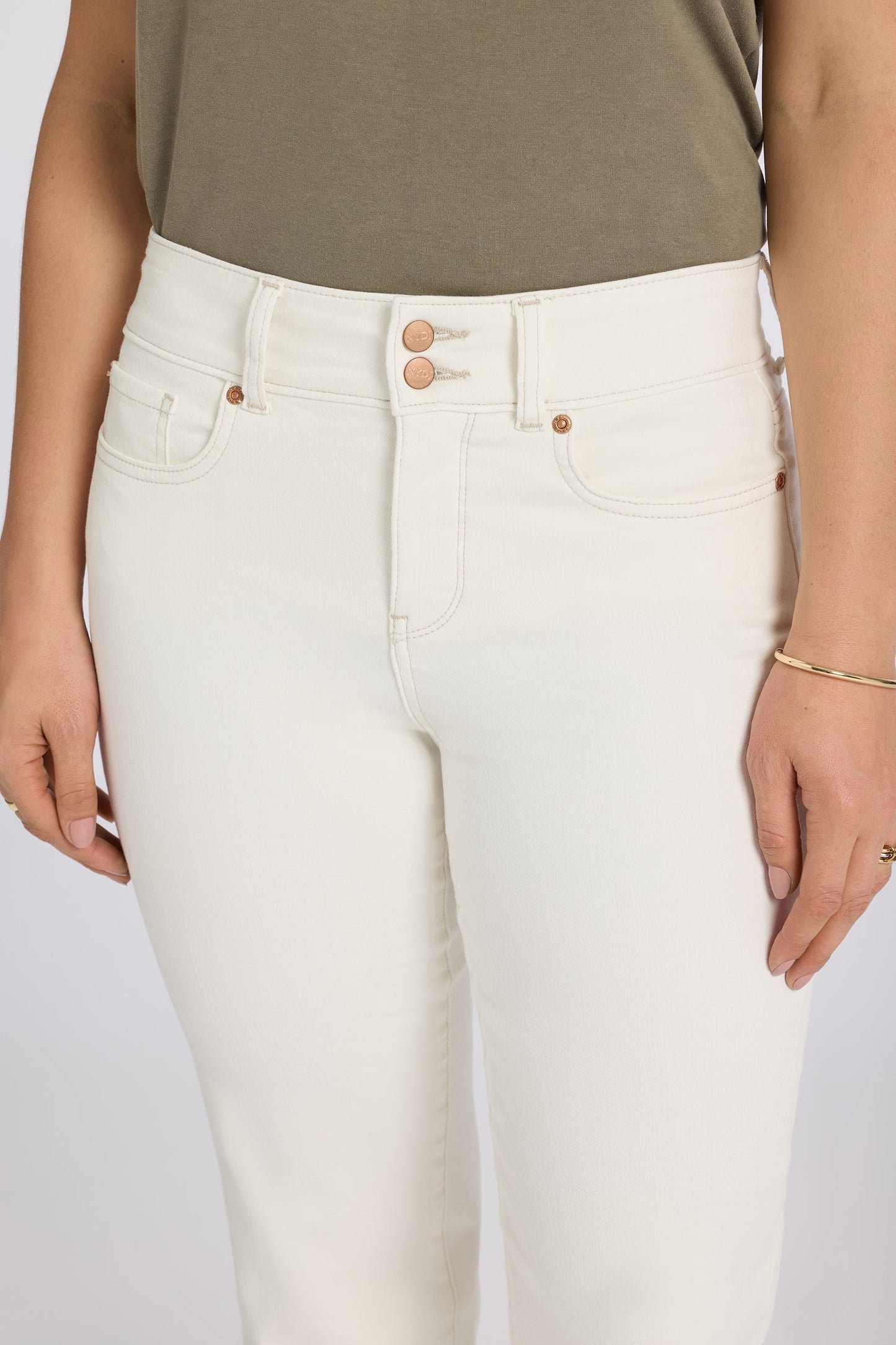 Bailey Relaxed Straight Crop Jeans - Vintage White