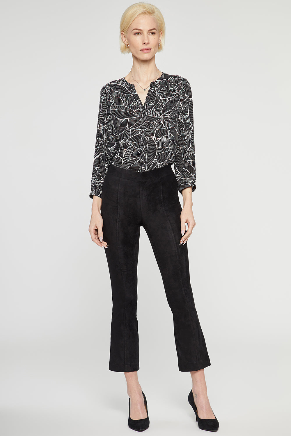 Slim Bootcut Pull-On Pants - Black