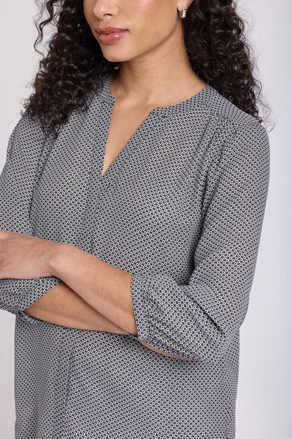 Pintuck Blouse - Night Daisy