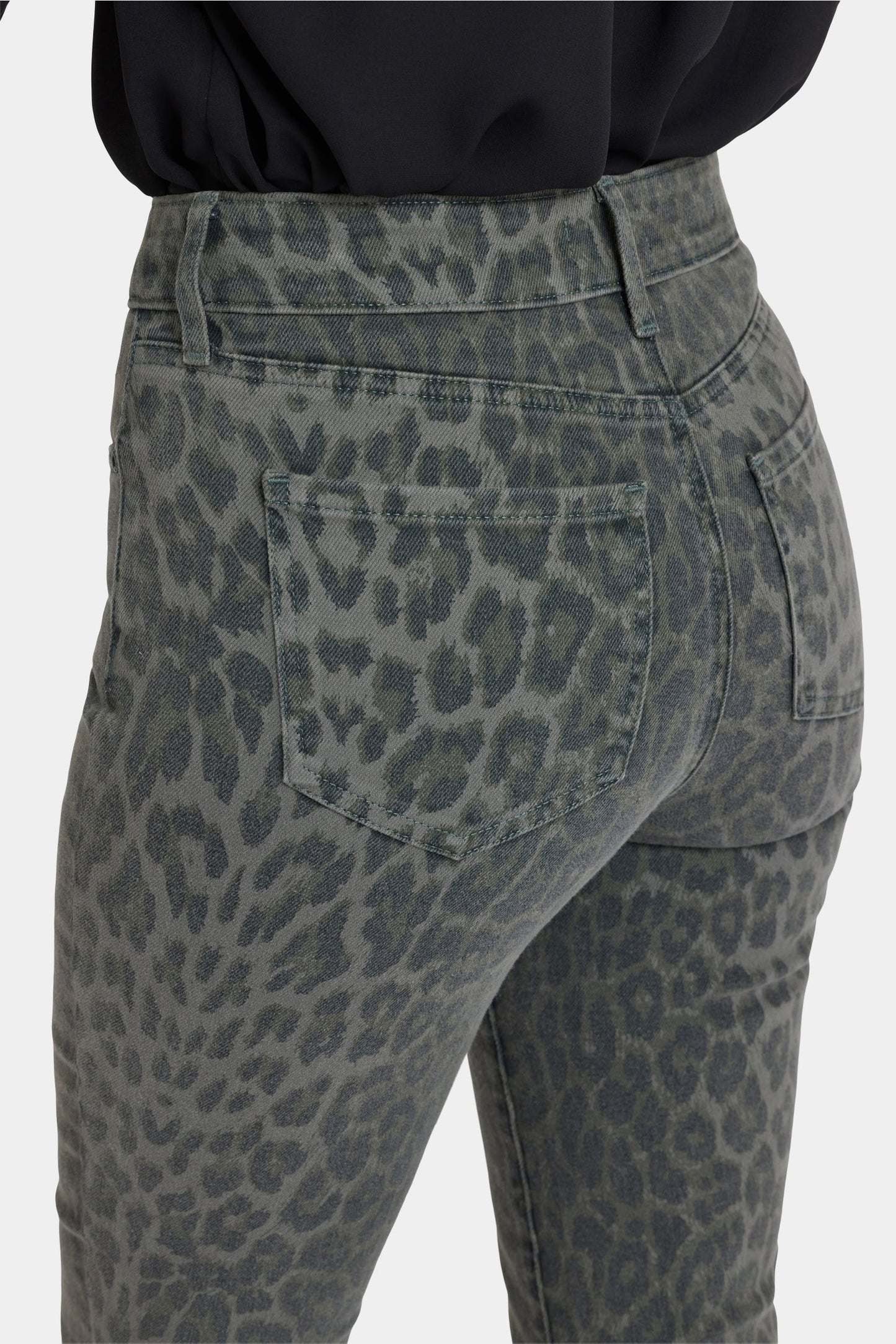 Marilyn Straight Jeans - Vine Leaf Leopard