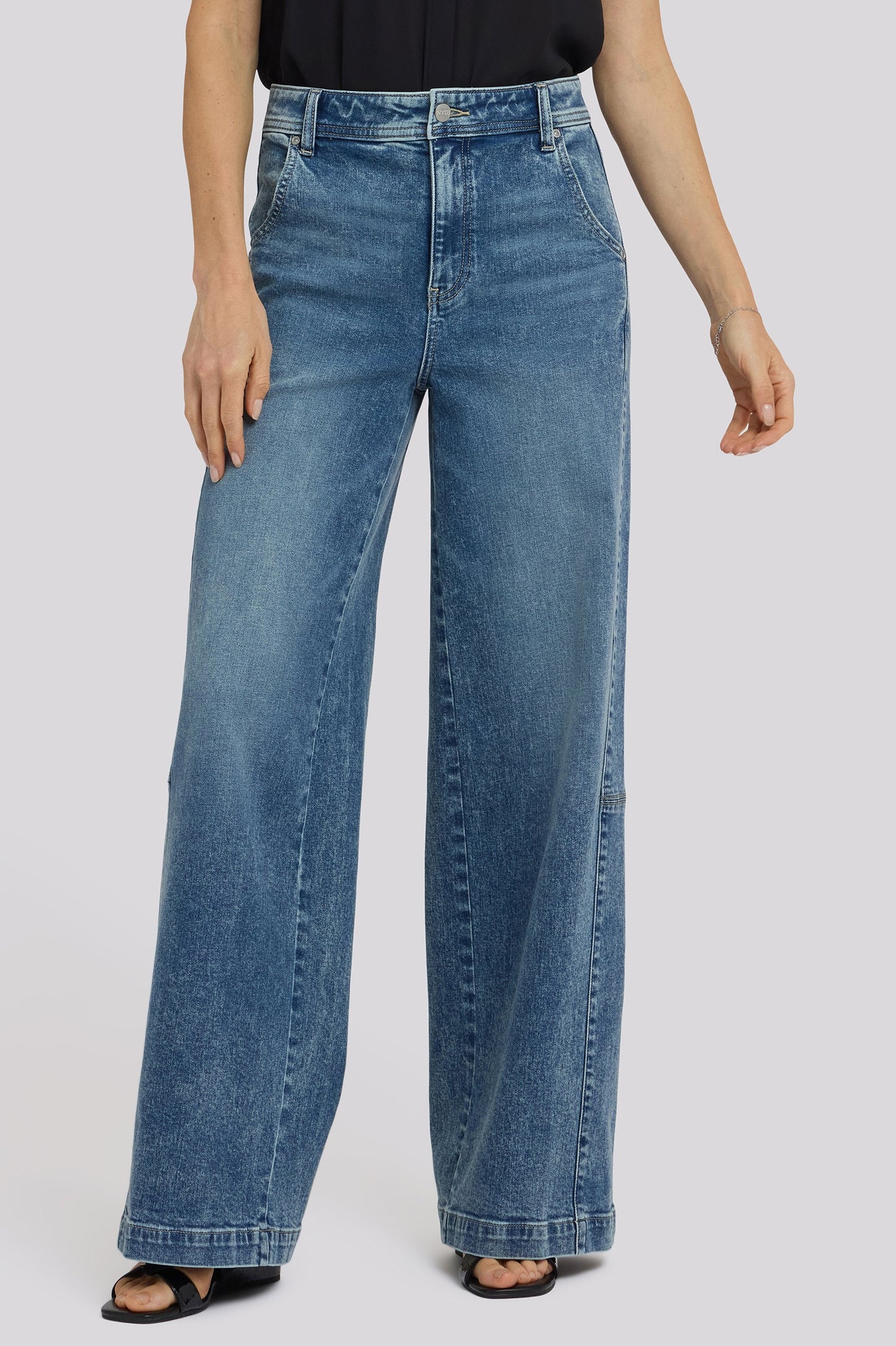 Gracie Wide Leg Jeans - Secret Hollow