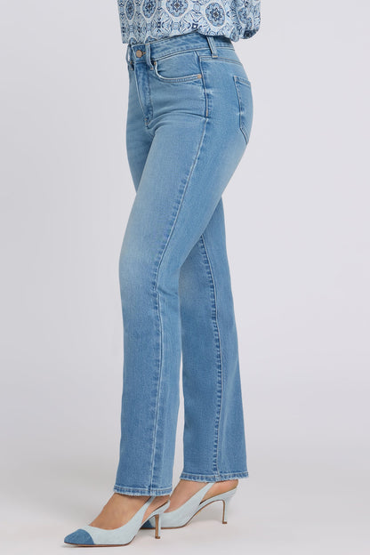 Marilyn Straight Jeans - Vista Lakes
