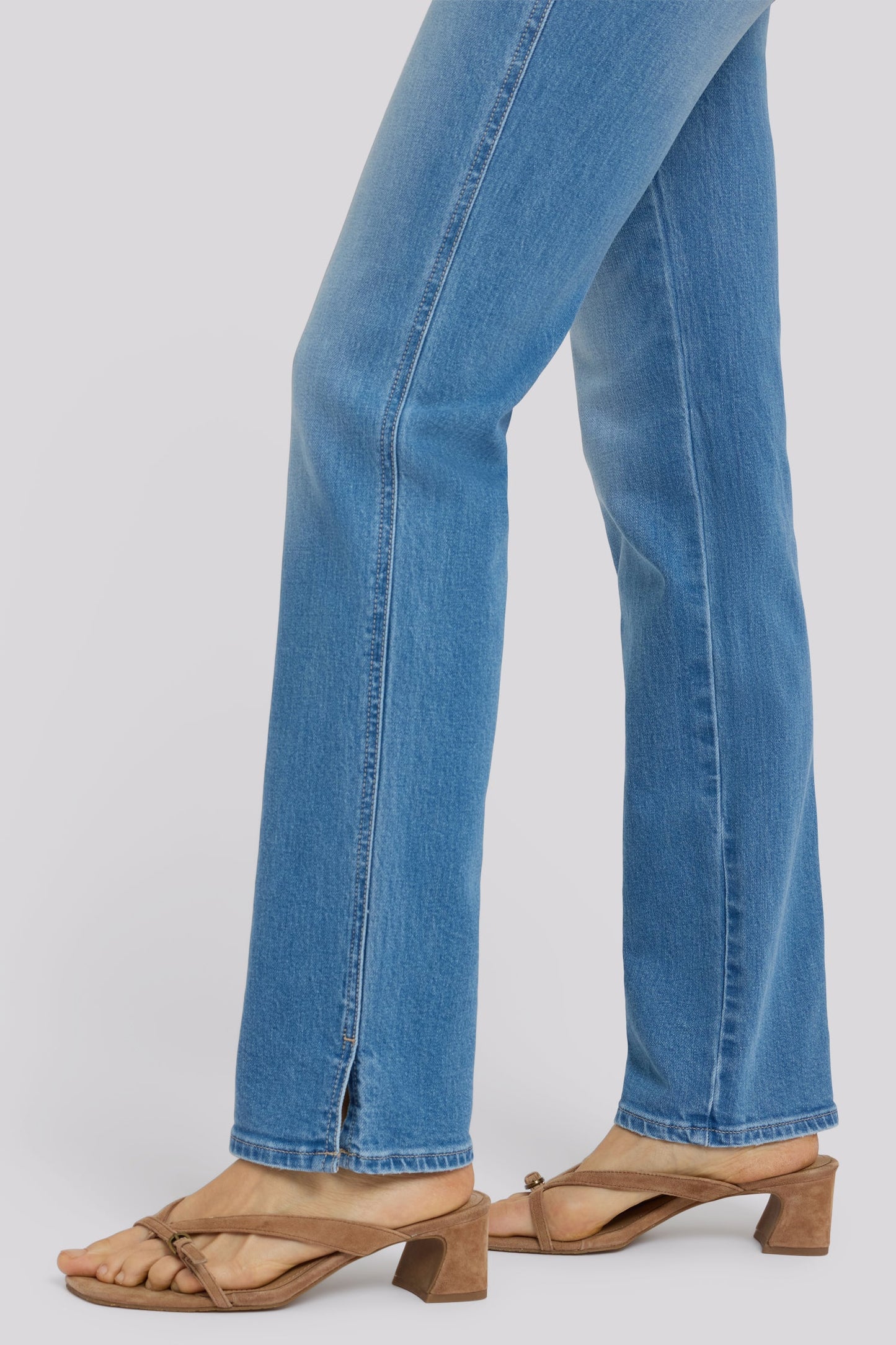 Marilyn Straight Jeans - Vista Lakes