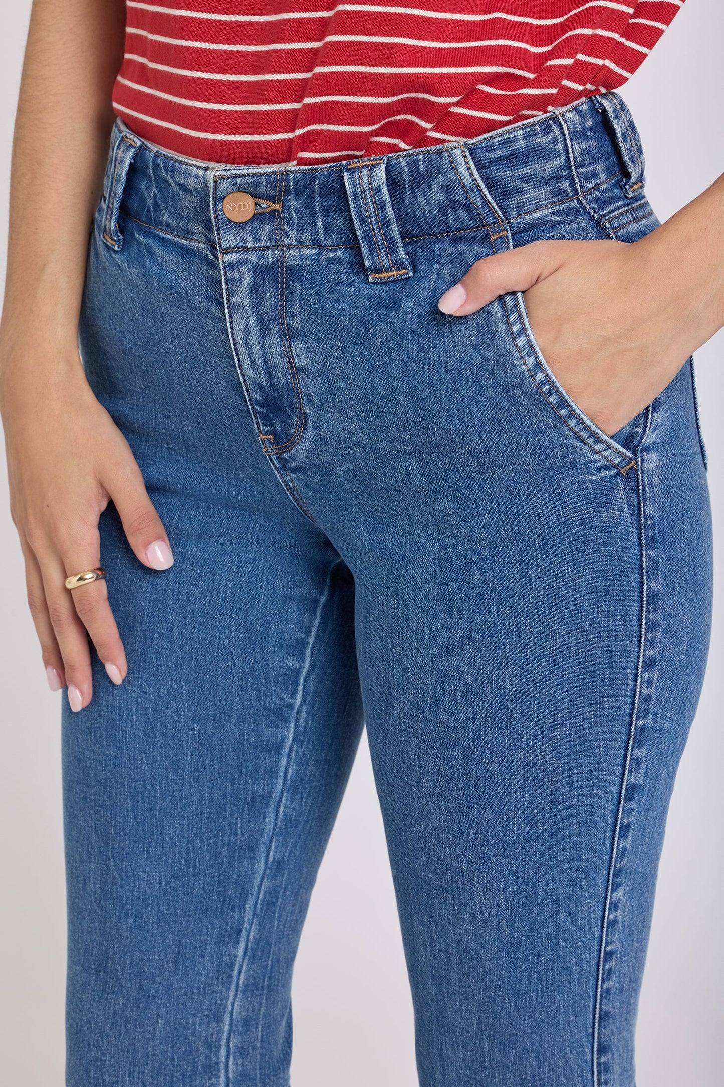 Sheri Slim Straight Ankle Jeans - Salton