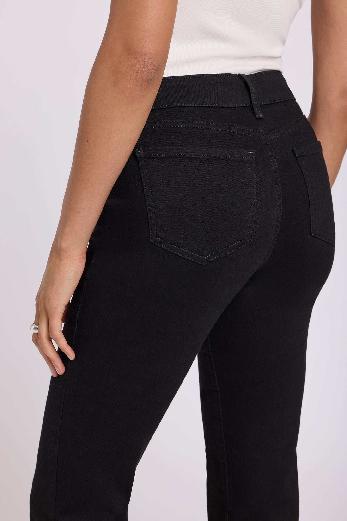 Marilyn Straight Jeans - Black