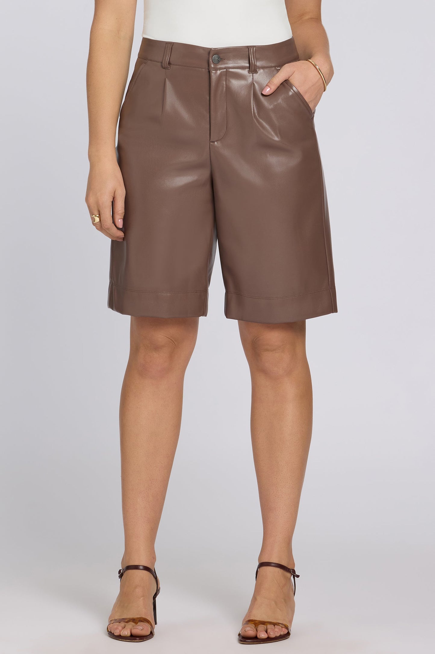 Vegan Stretch Leather Relaxed Bermuda Shorts - Deep Taupe