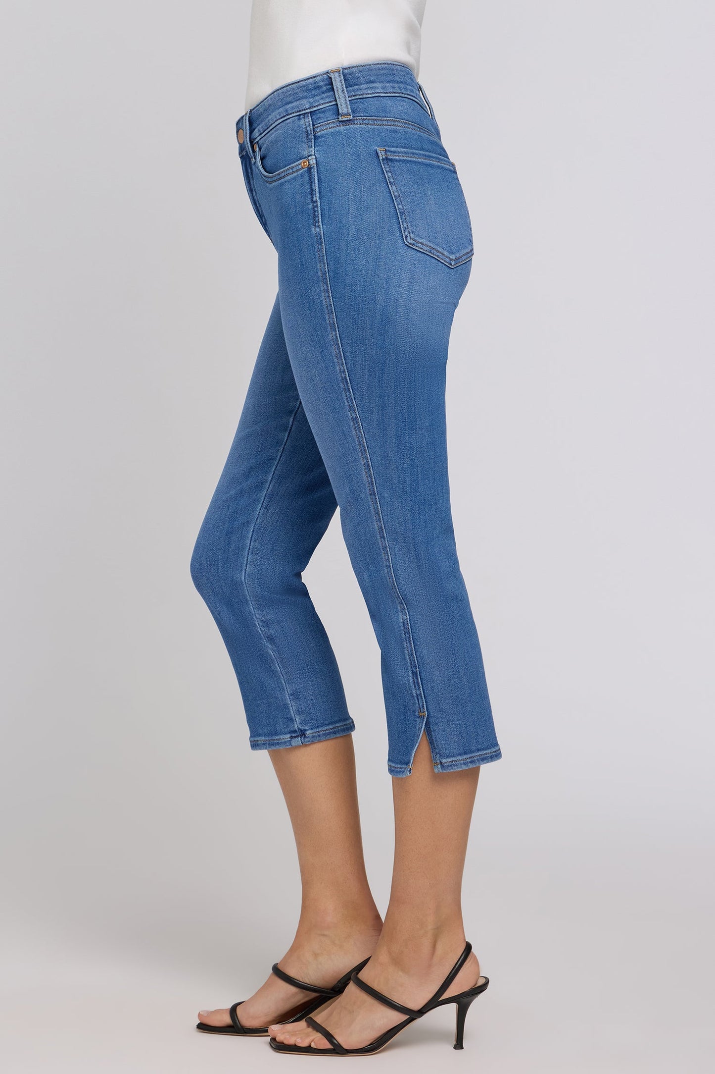 Chloe Capri Jeans - Blue Paradise