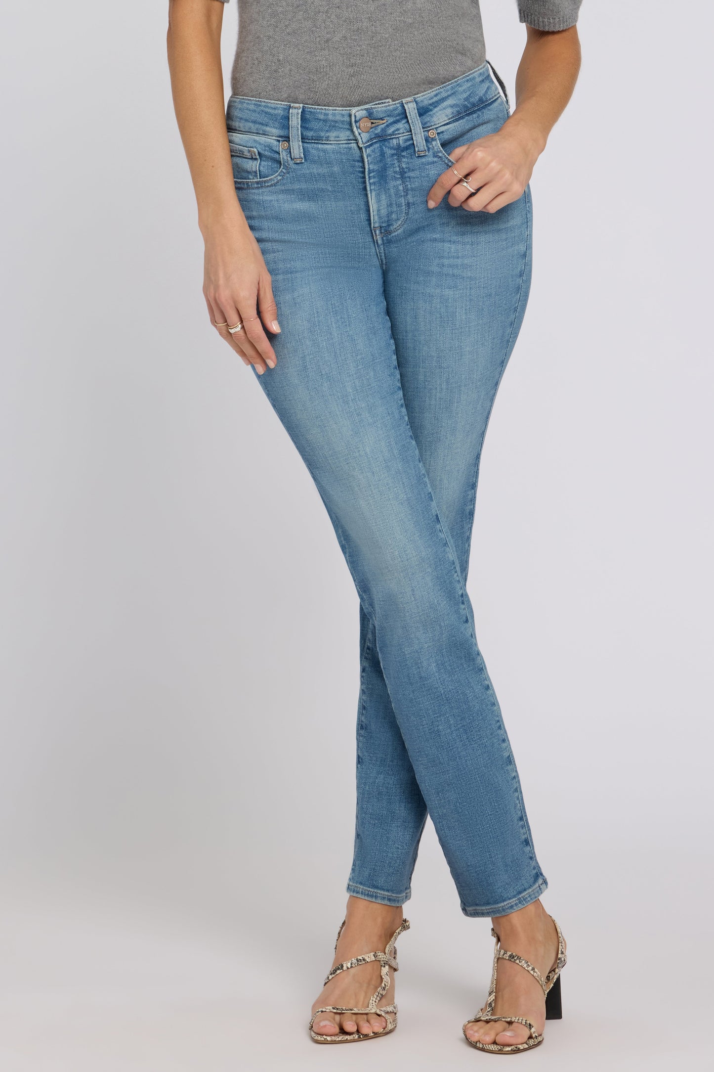Sheri Slim Straight Jeans - Dawn Rock