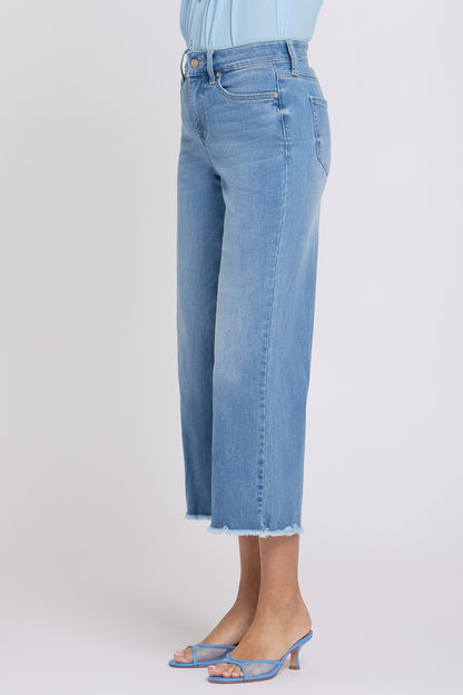 Coco Relaxed Wide Leg Crop Jeans - Vista Lakes