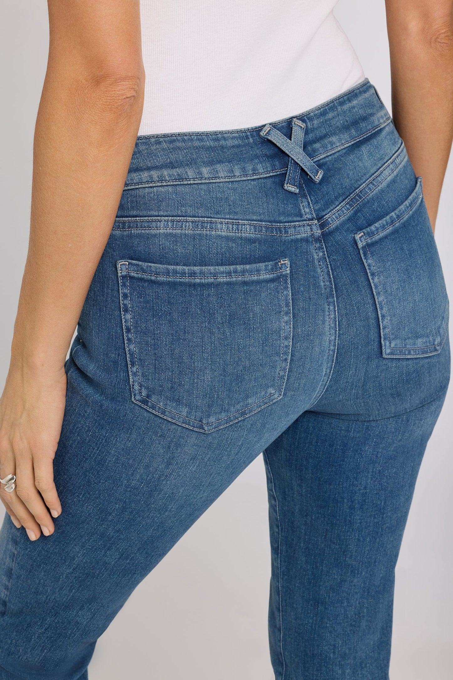 Sheri Slim Straight Jeans - Breezy Palms