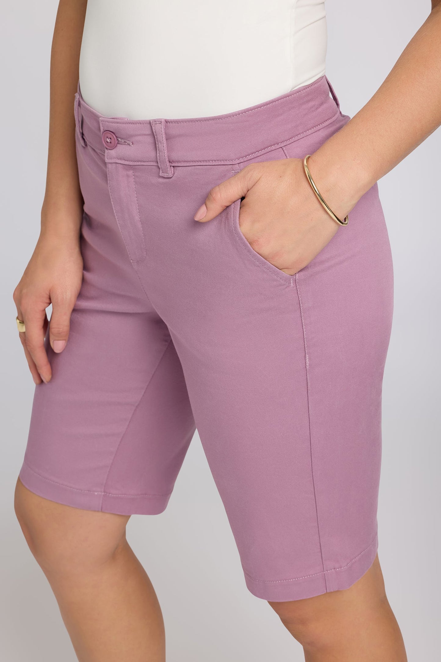 Bermuda Shorts - Dusky Daisy