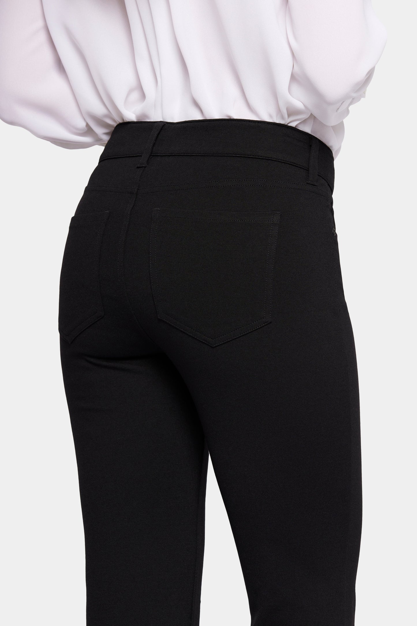 Marilyn Straight Pants In Petite - Black