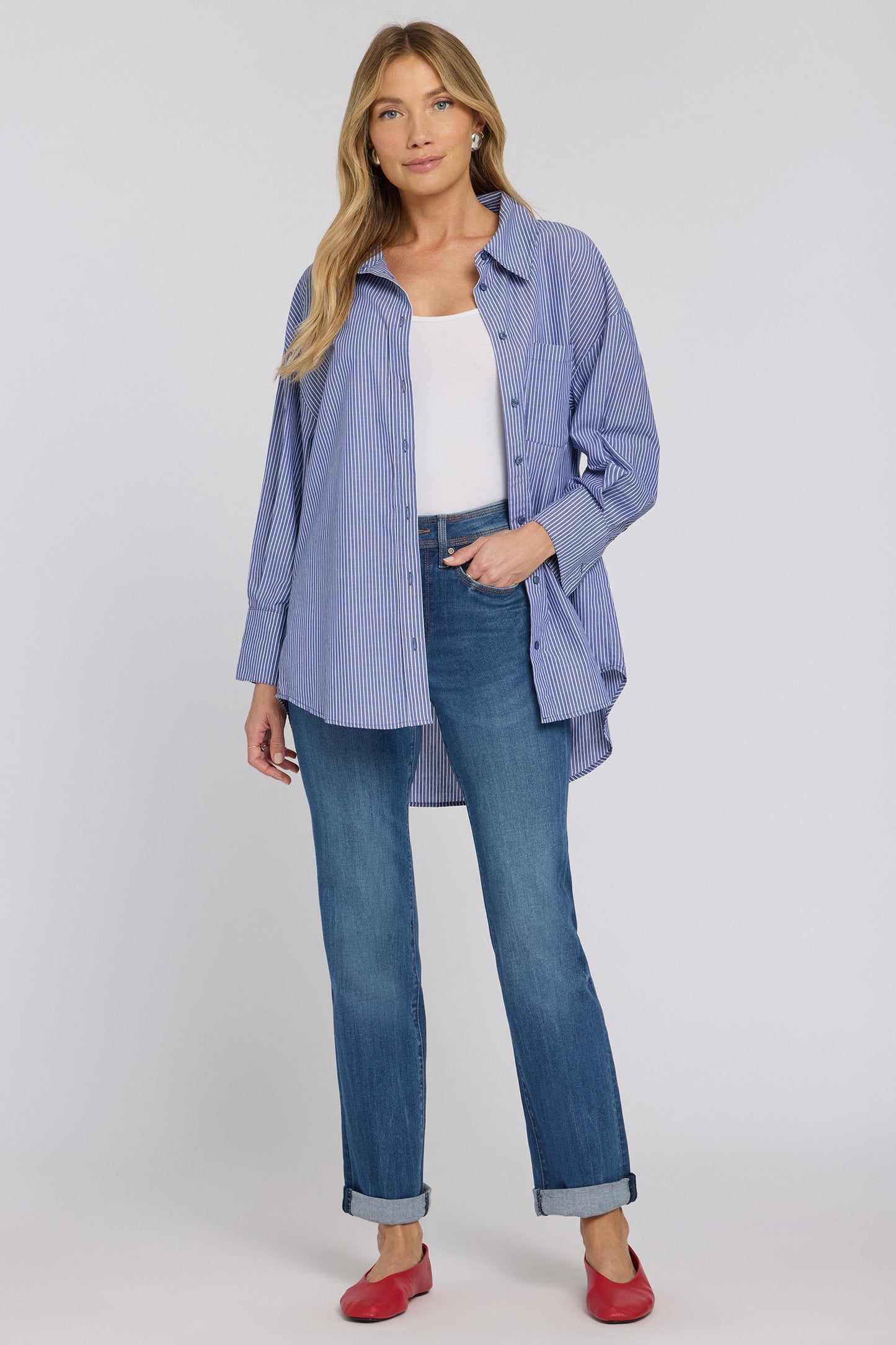 Marilyn Straight Jeans In Petite - Wild River