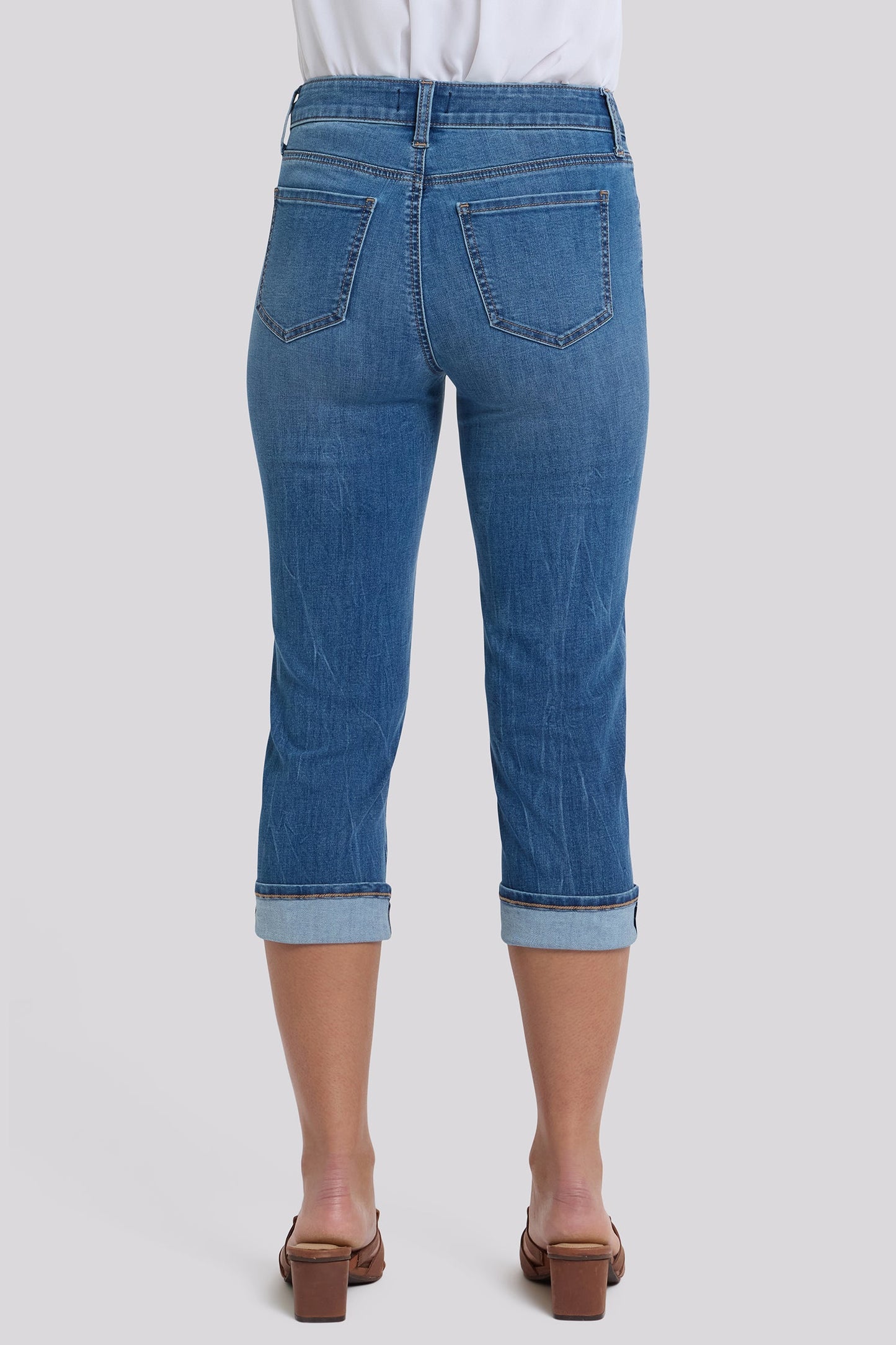 Marilyn Straight Crop Jeans In Petite - Wild River