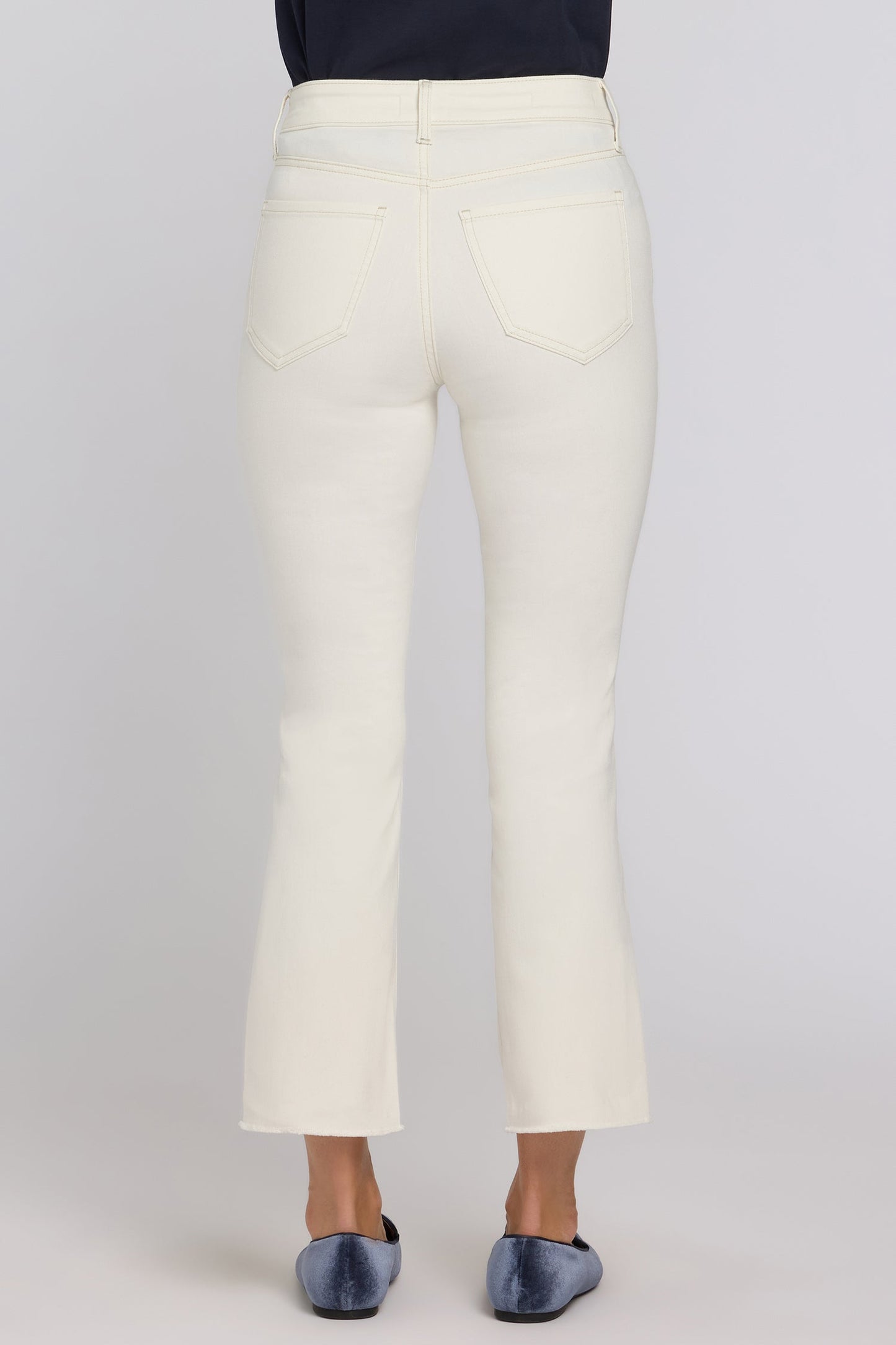 Billie Mini Bootcut Ankle Jeans In Petite - Vintage White