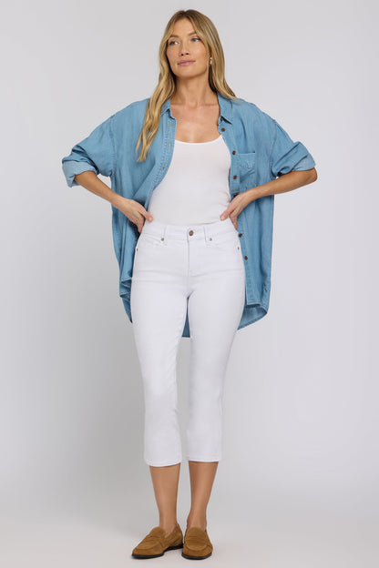 Chloe Capri Jeans In Petite - Optic White