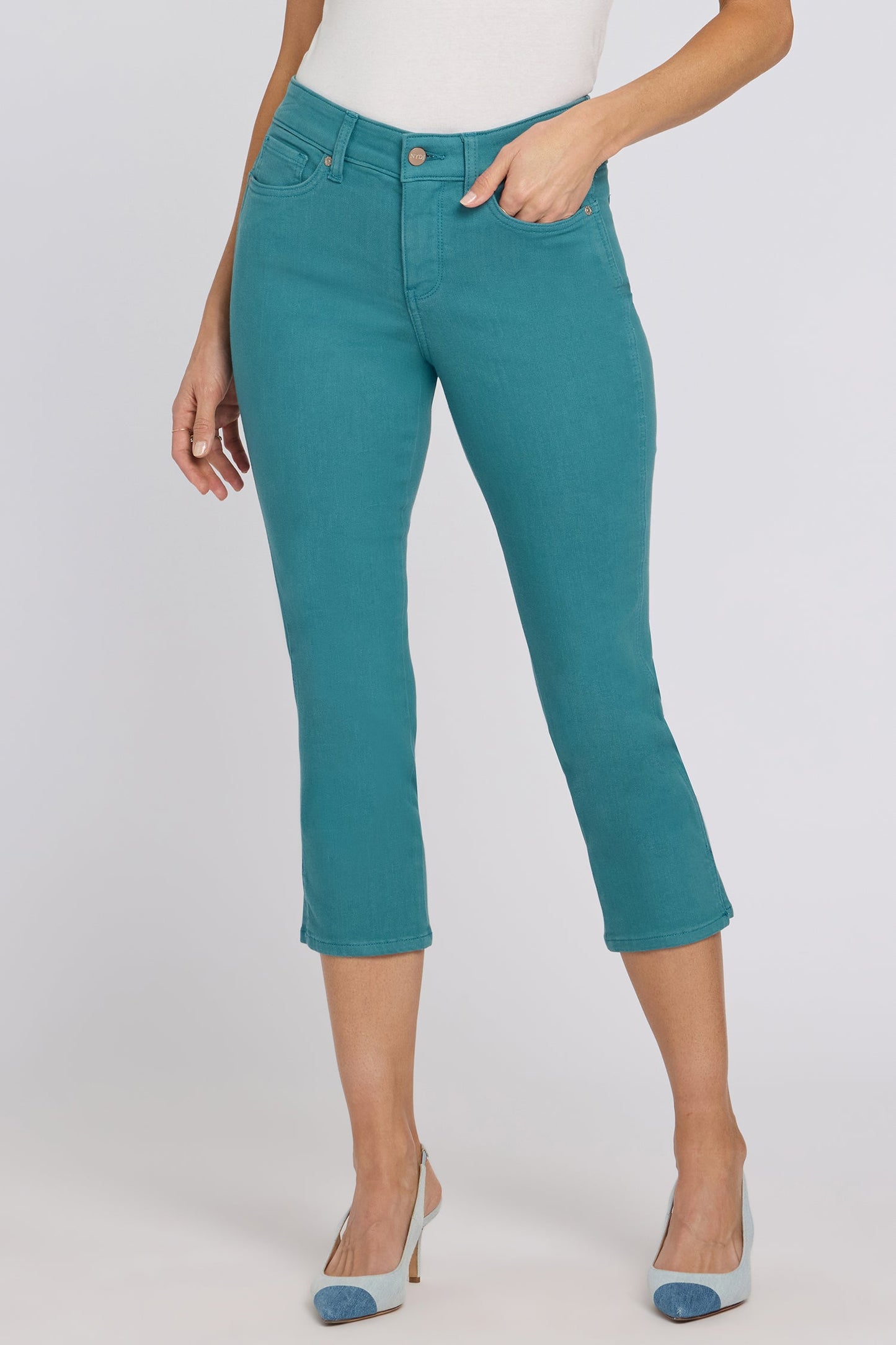 Chloe Capri Jeans In Petite - Harbor Blue