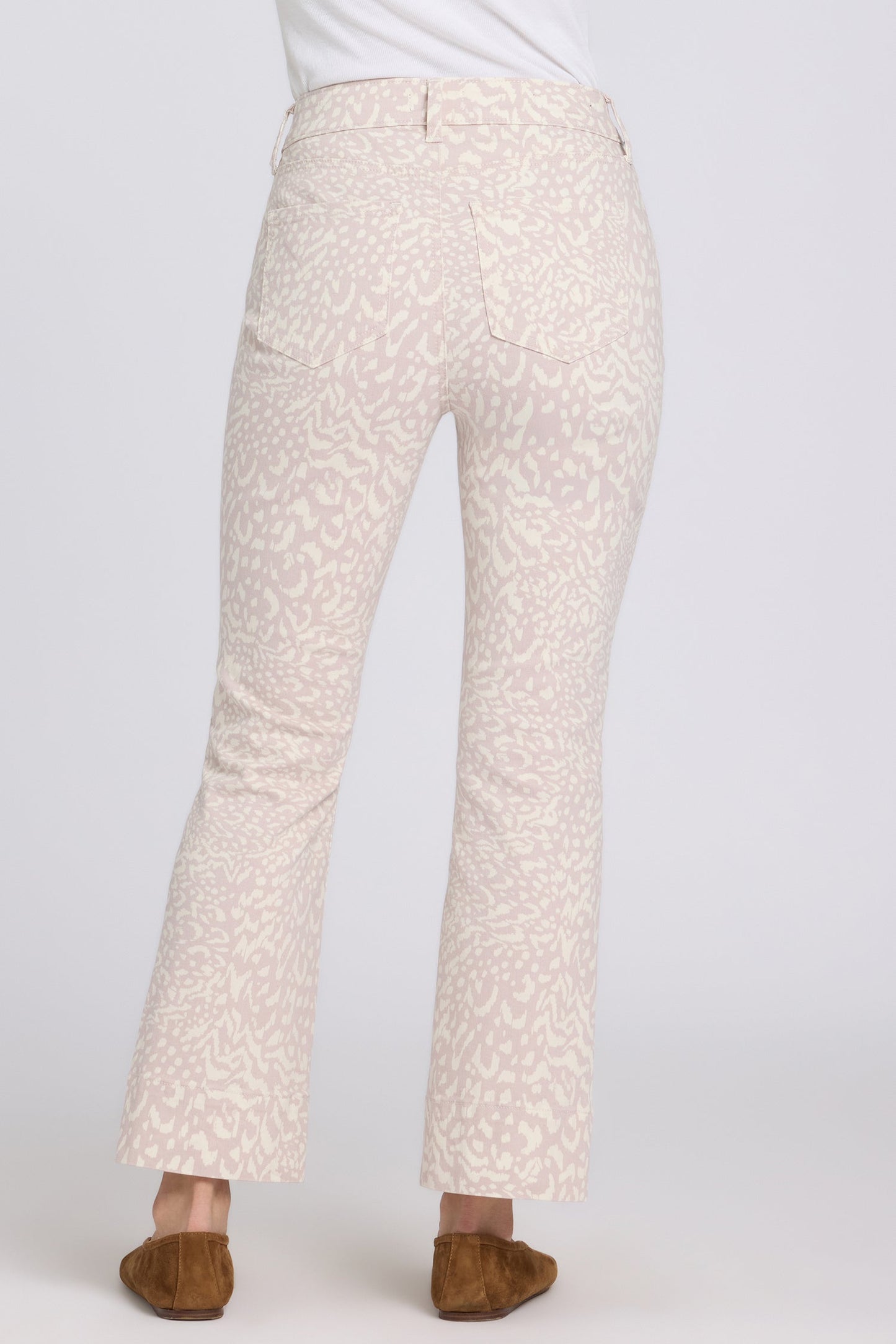Billie Mini Bootcut Ankle Jeans In Petite - Snow Leopard