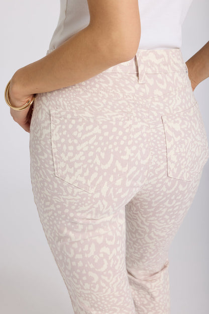 Billie Mini Bootcut Ankle Jeans In Petite - Snow Leopard