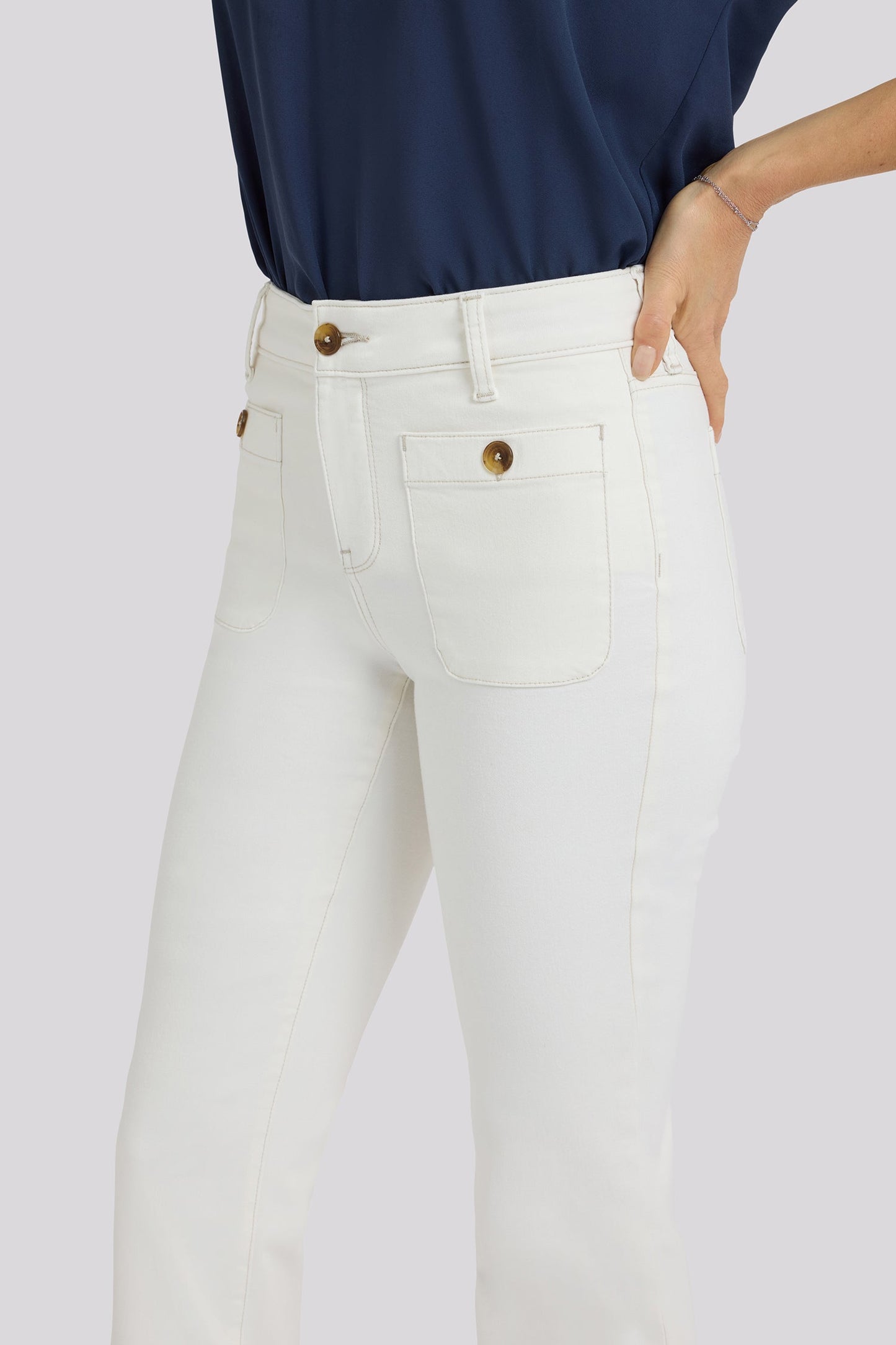 Marilyn Straight Jeans In Petite - Vintage White