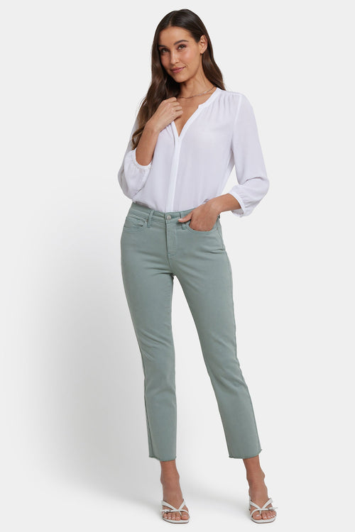 Sheri Slim Ankle Jeans In Petite - Mistletoe