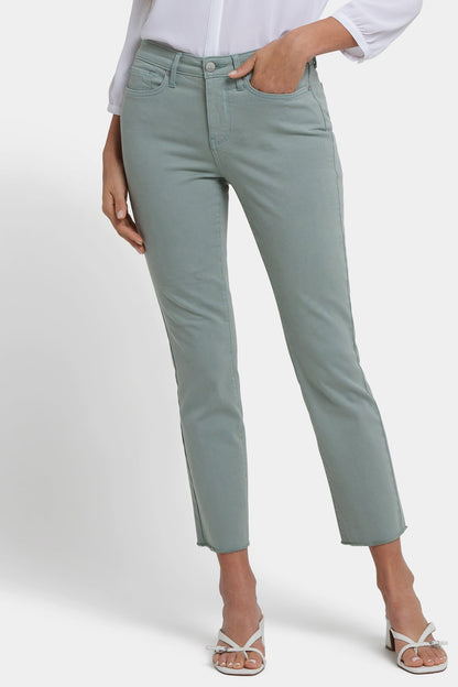 Sheri Slim Ankle Jeans In Petite - Mistletoe