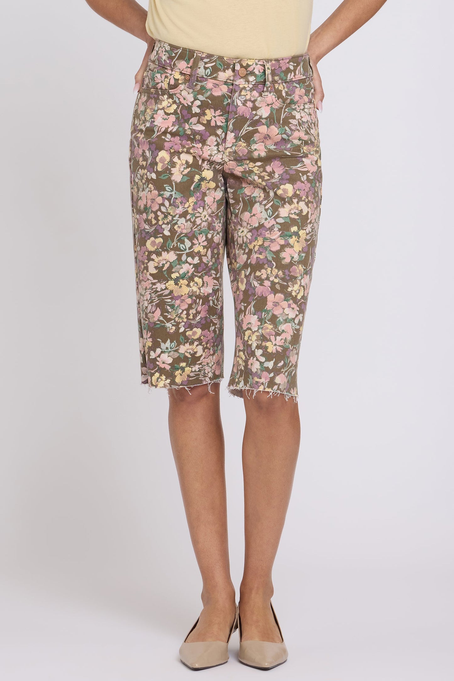 Kristie '80s Bermuda Denim Shorts In Petite - Earth Blooms