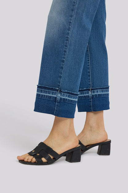 Bailey Relaxed Straight Ankle Jeans In Petite - Sun Soak