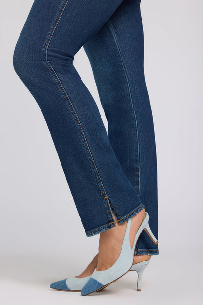 Marilyn Straight Jeans In Petite - Sunset Villa