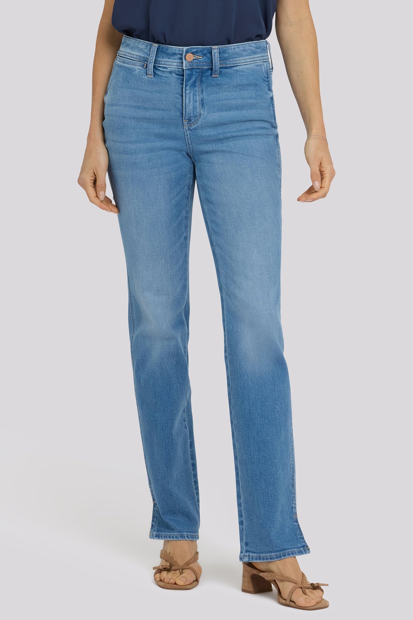 Marilyn Straight Jeans In Petite - Vista Lakes