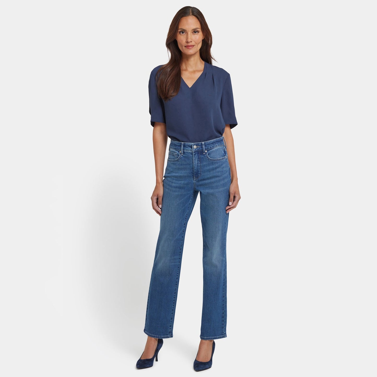 Marilyn Straight Jeans In Petite - Lake Notre-Dame