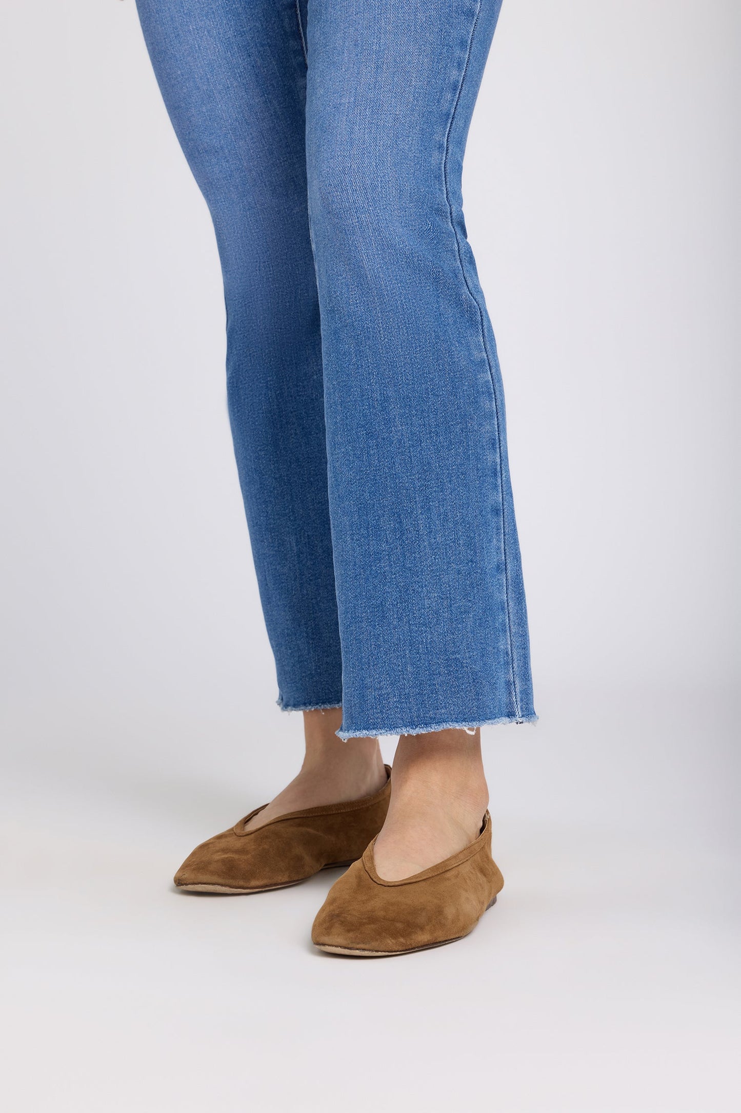 Billie Mini Bootcut Ankle Jeans In Petite - Blue Paradise