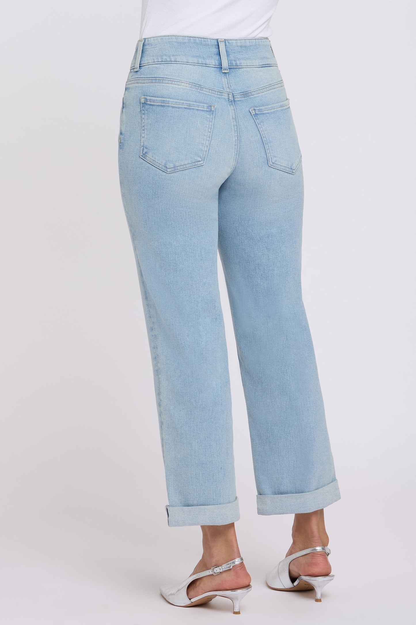 Bailey Relaxed Straight Crop Jeans In Petite - Keys View