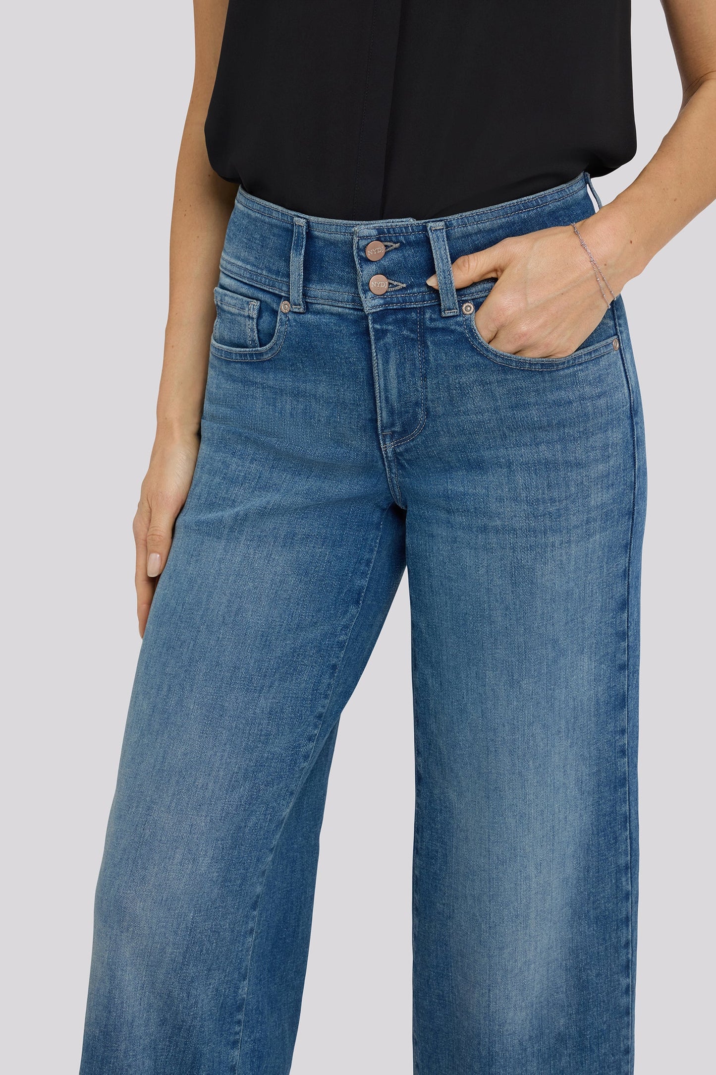 Teresa Wide Leg Jeans In Petite - Breezy Palms