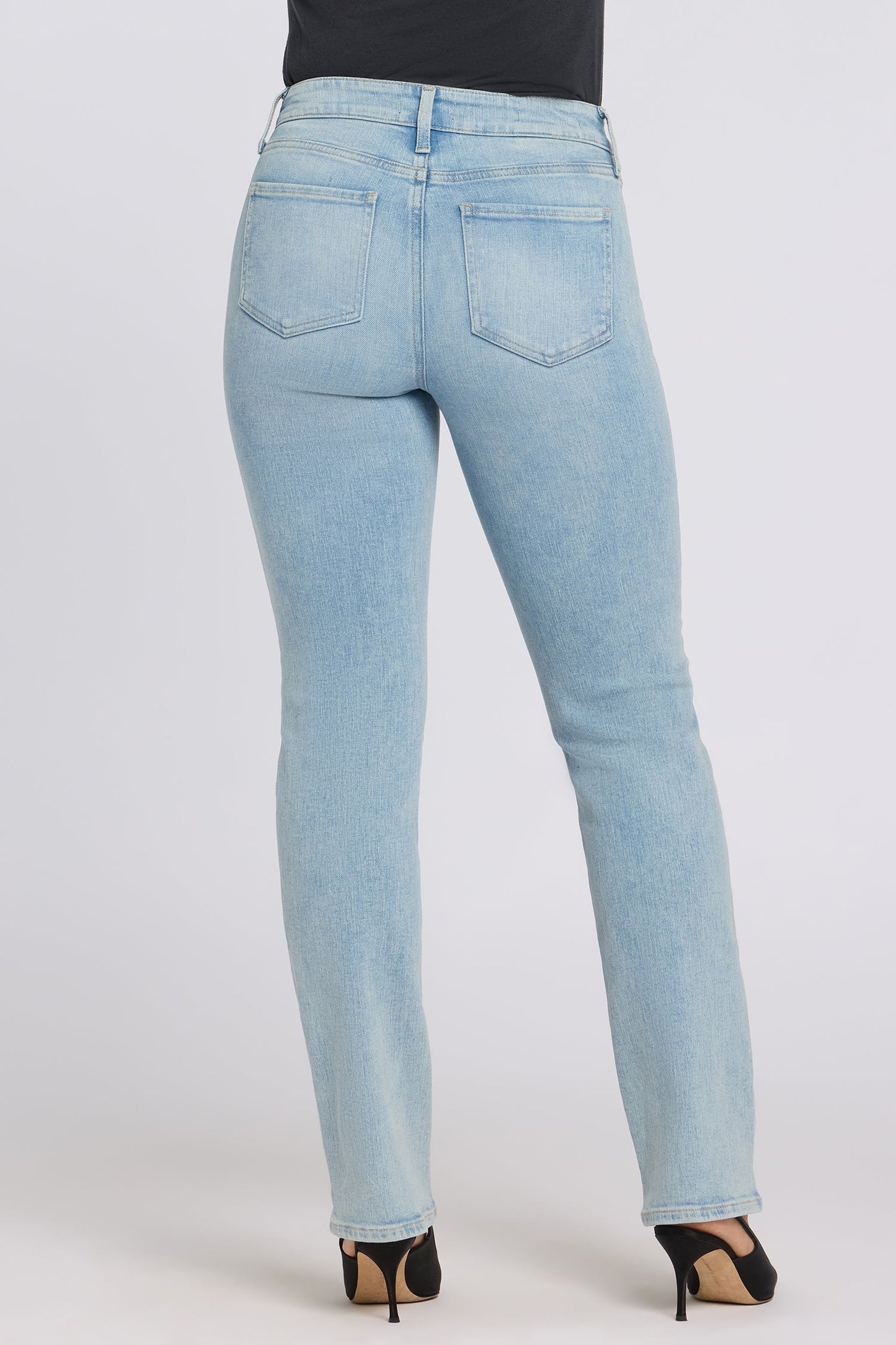 Marilyn Straight Jeans In Petite - Keys View